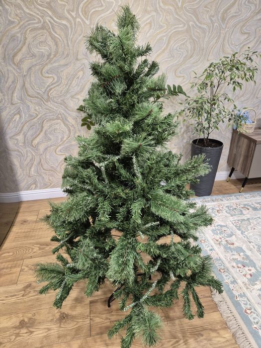Ёлка искусственная 140см