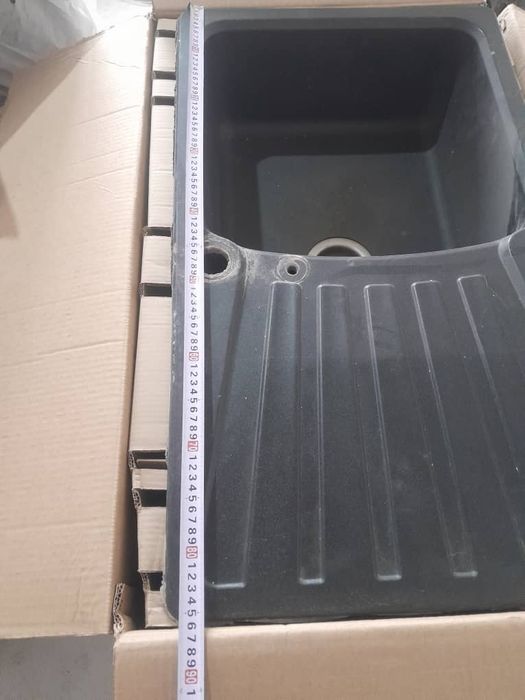 Продается керамическая мойка и вытешка