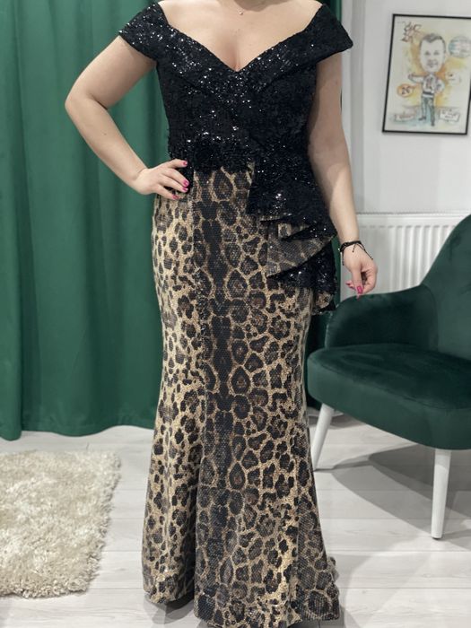 Rochie seara model deosebit