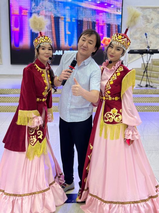 Танцевальные костюмы.