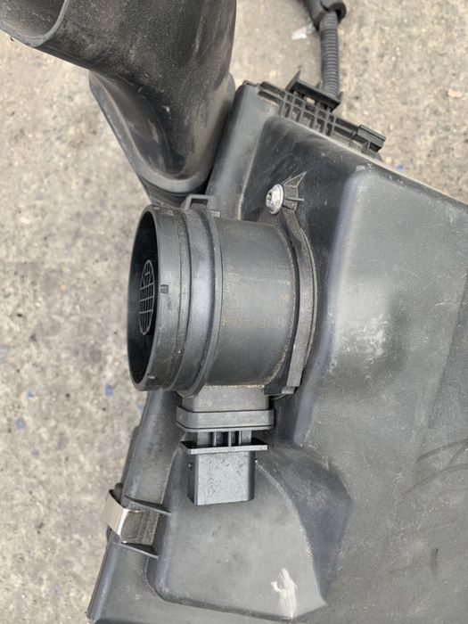 Carcasa filtru aer debitmetru aer bmw 2.0d n47 177cp 143 184cp