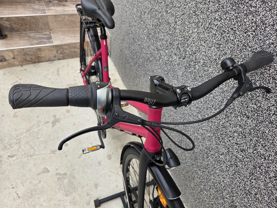 Страхотен градски велосипед Contura Fe 10 - 8 скорости, вътрешни ТОП!