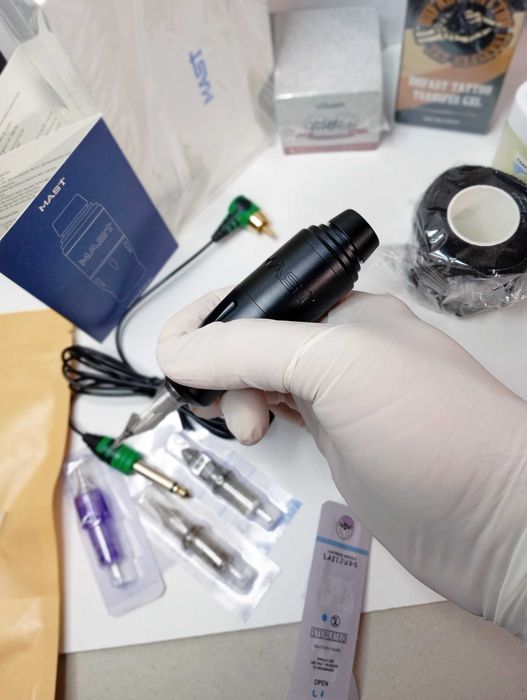 KIT Nou aparat de tatuaj MAST Sensor 2, echipat cu motor MCore + sursă etc