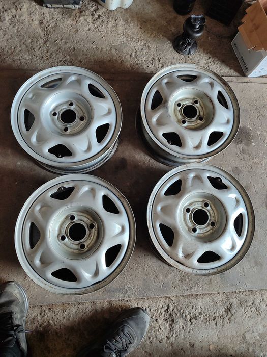 ДИСКИ на СПАРК  14 дюймов завод штамповки. 4 штуки, б\у.