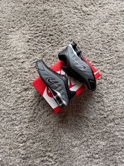 NIKE Shox R4 TL Чито Нови с Кутия