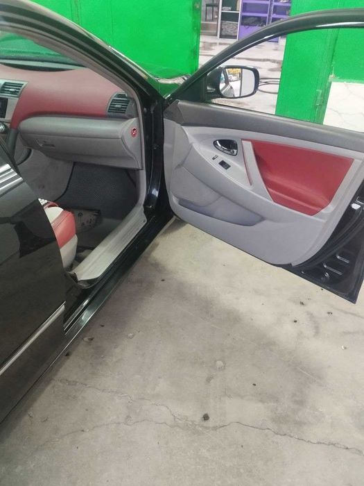 Продаётся Toyota Camry 40