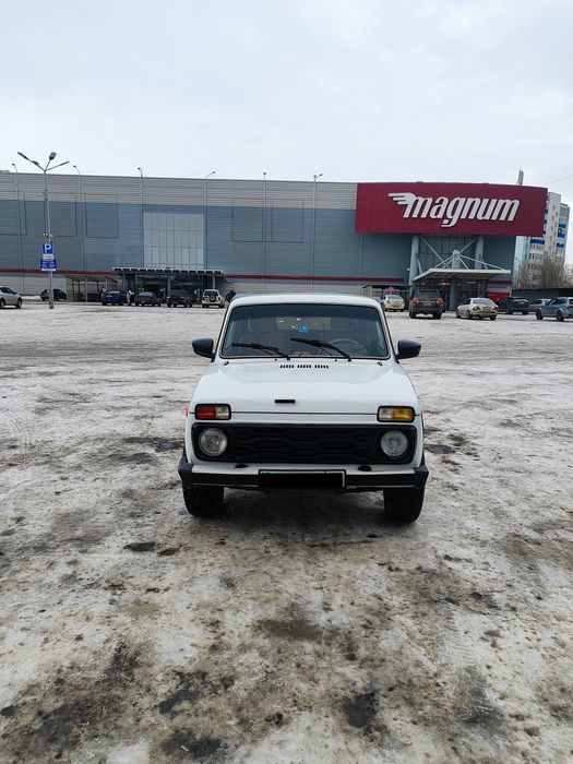 Продам ниву на активном ходу