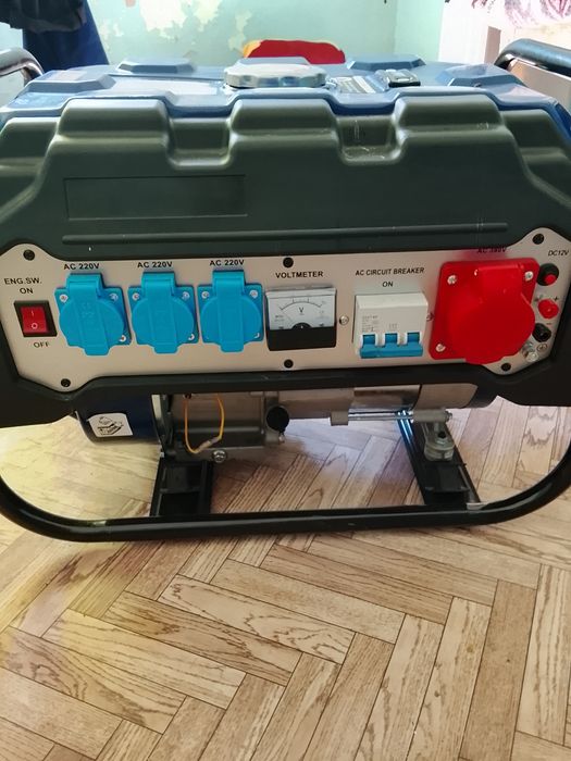Генератор HONDA 220/380. 6.5квт