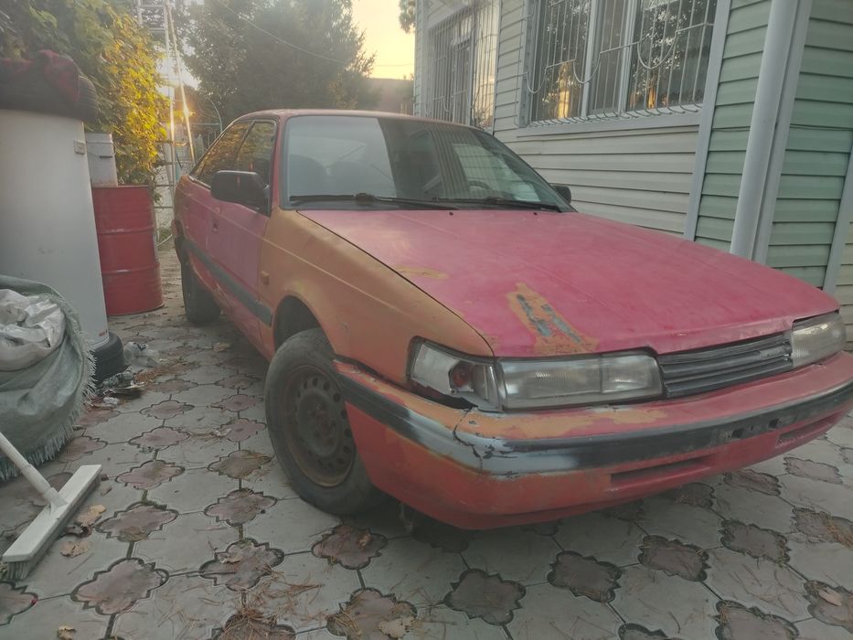 Mazda 626 на ходу