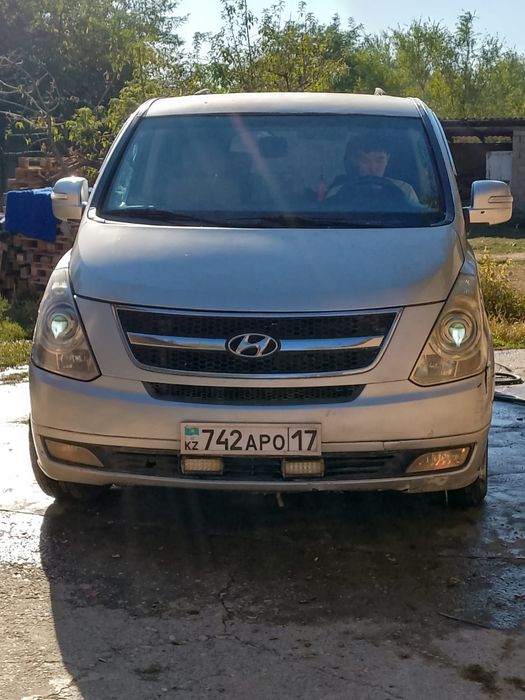 Hyundai Starex 2009