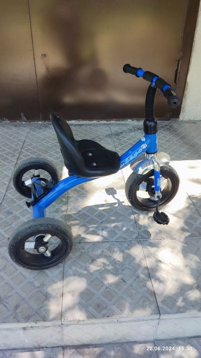 Новый детский велосипед