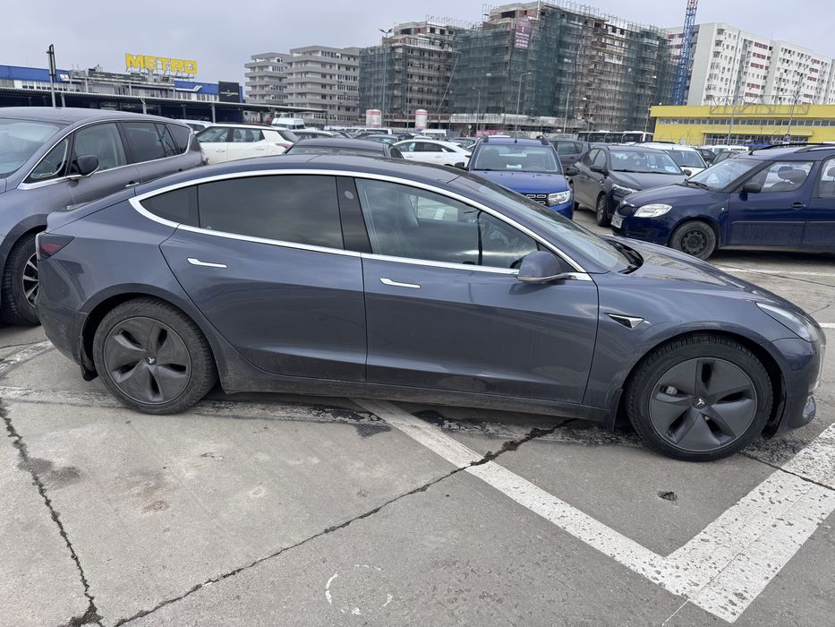Tesla Model 3 Long Range 2020