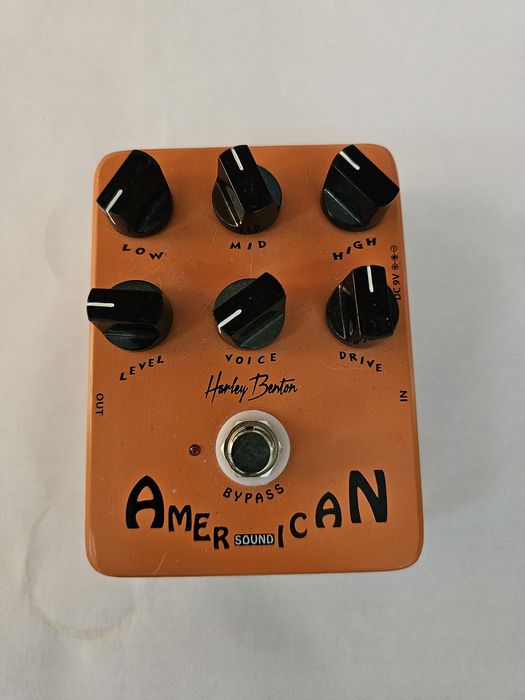 Harley Benton American True Tone - аналогов предусилвател и овърдрайв ефект за китара