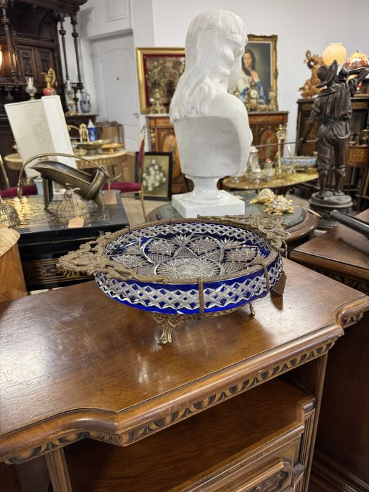 Fructiera deosebita din cristal cu montura din bronz