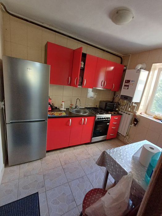 Schimb apartament douā camere micro 38,et4,36mp cu un apartament mai mare + diferentā de 20.000e