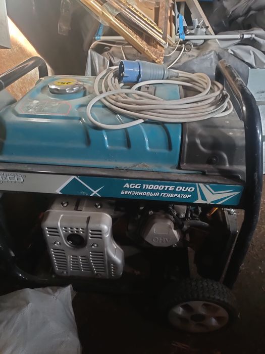 Генератор бензиновый 8000Ват