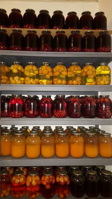 Соленные огурцы помидоры варенье