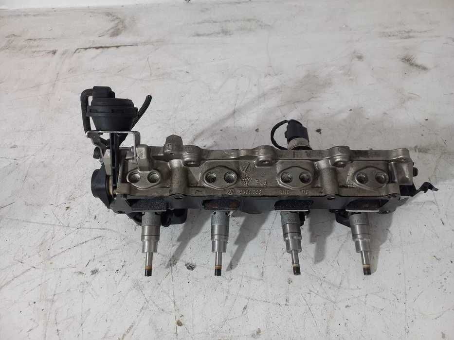 Injectoare / Rampa completa cu injectoare 1.4 TSI CAX 122cp 03c133036D