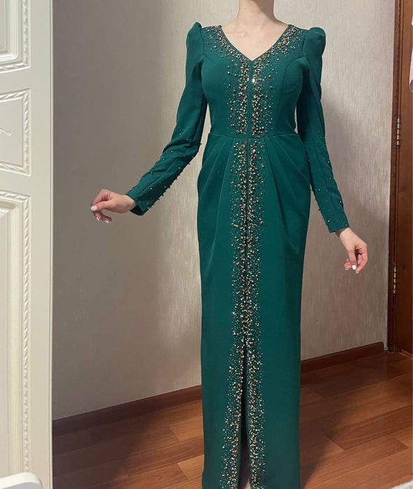 Вечернее платье