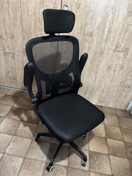 Компютерное кресло