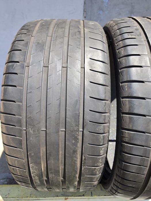 2 бр. летни гуми 255/35/21 Bridgestone DOT 0421 4 mm