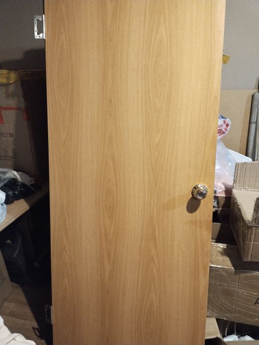 Продам межкомнатные двери