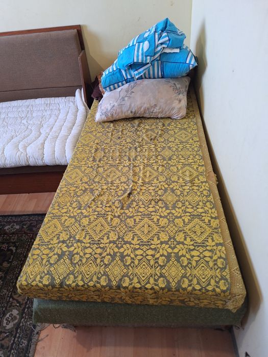 Подарявам мебели