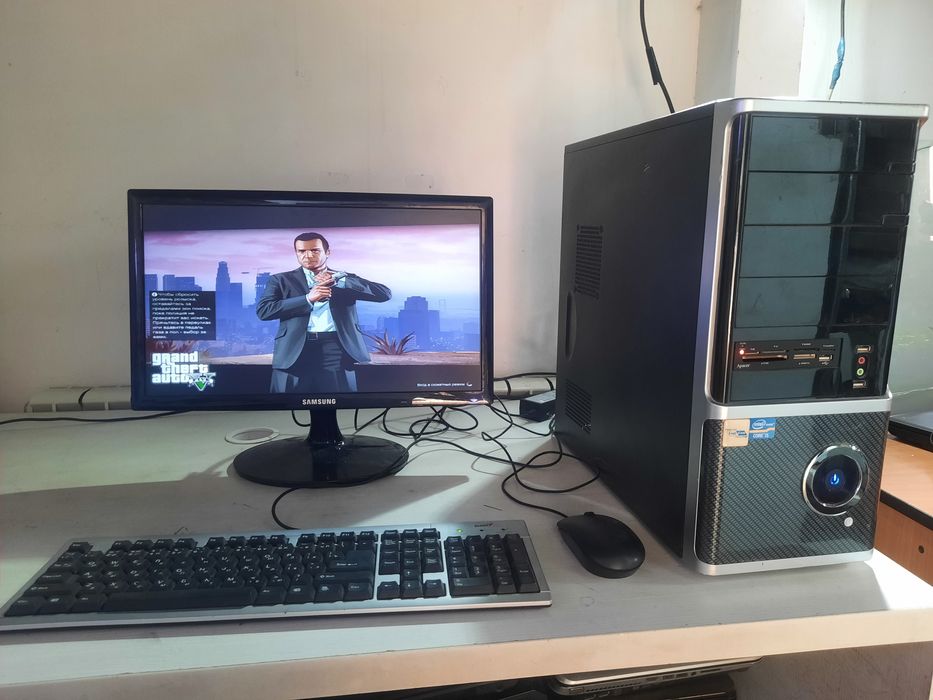 Компьютер HP core i5 озу 6 гб Память 500 гб Полный комплек