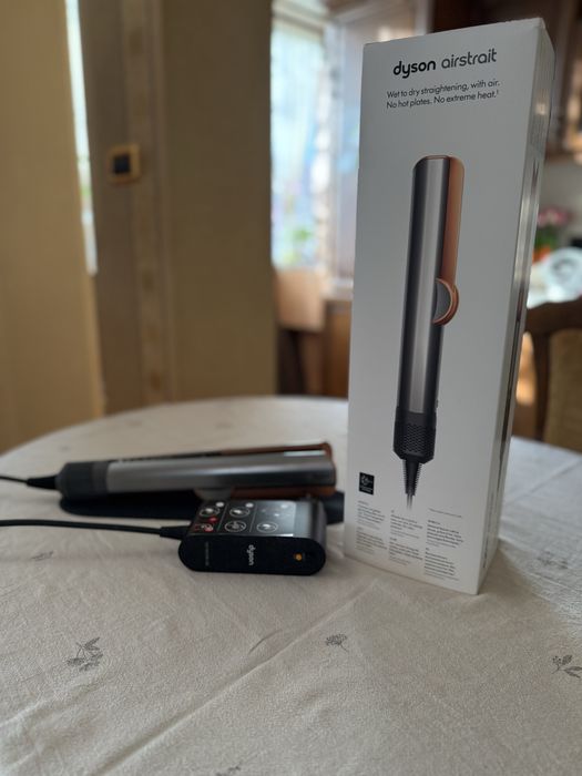 Dyson Airstrait HT01 Silver Copper