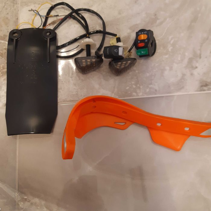 СЕТ  гард протекто кормило и копче ,прекъсвач светлини,  перка