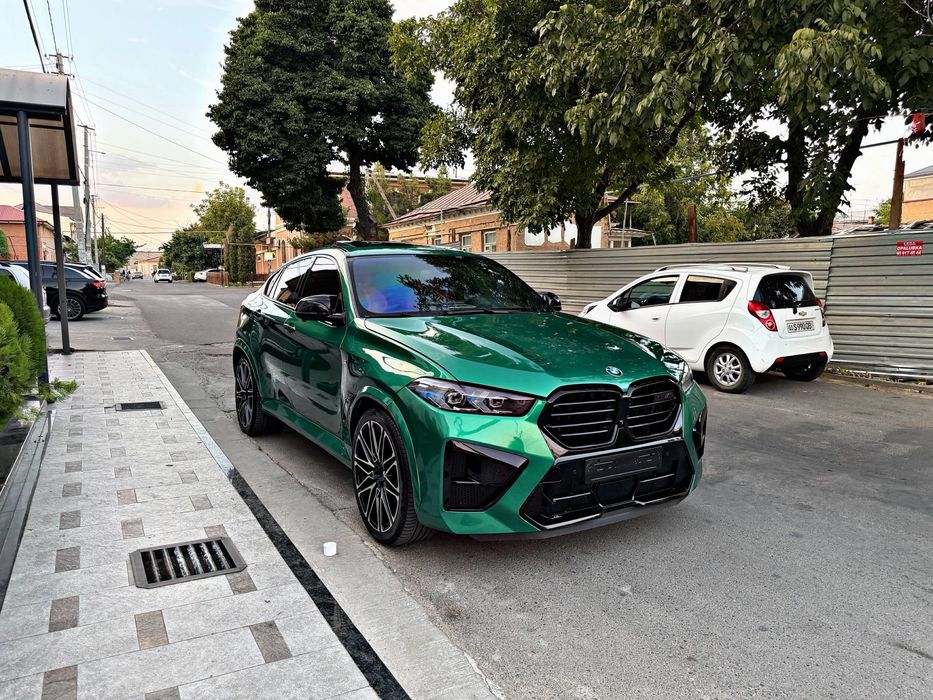BMW X6 M V8 4,4 Twinturbo Состаяние Йенгиде Пробег 110000Км