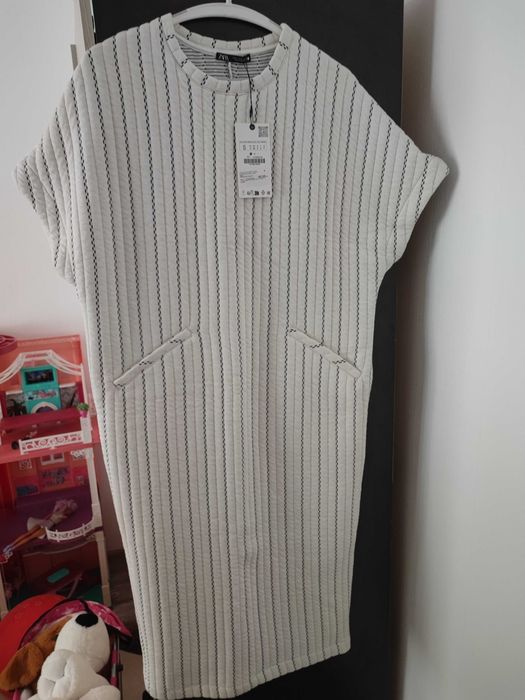 Рокля Зара р-р S Нова