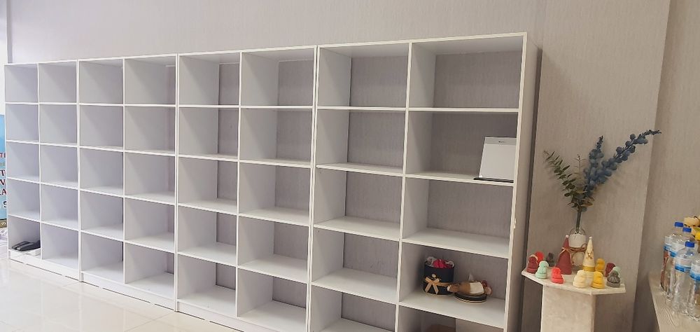 Шкаф мебель 200см. 120см