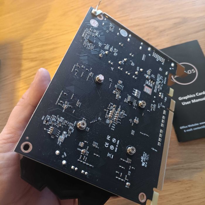 НОВА! Видеокарта SAPLOS Radeon RX 550 4GB GDDR5 128-bit