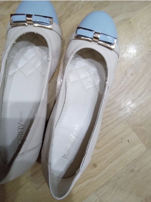 Продам новые туфли 38 размера