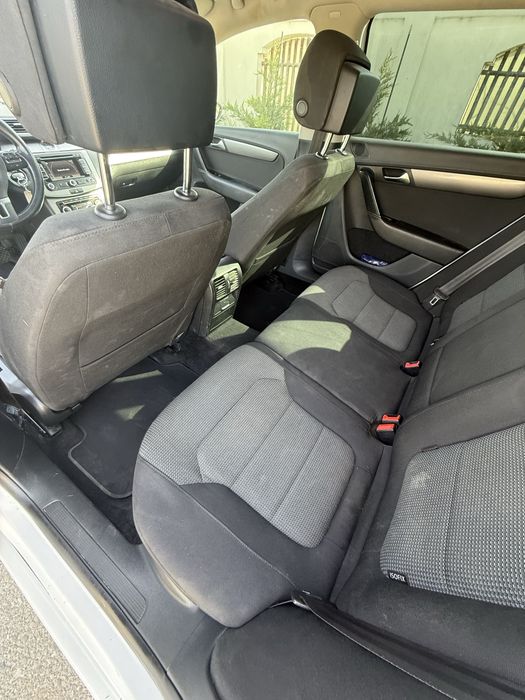 VOLKSWAGEN Passat 2012 — imagine 4