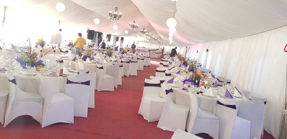 Corturi de evenimente de închiriat