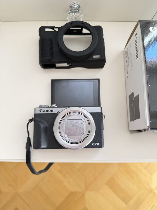 Canon G7 X Mark III