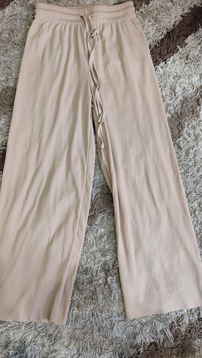 Продам оч крас ь за все по пятьсот