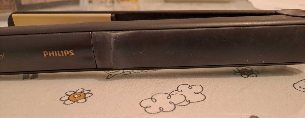 Placa ceramică pentru îndreptat părul Philips