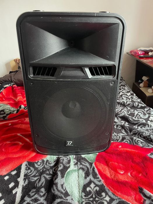Vând Boxă Boom tone DJ de 350W