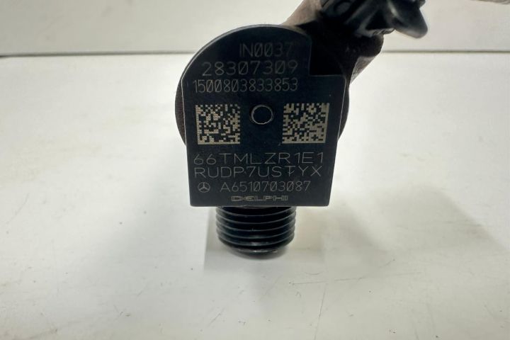 Injector 2.2 cdi EURO 5 A6510703087 Mercedes-Benz C-Class W204/S204 s