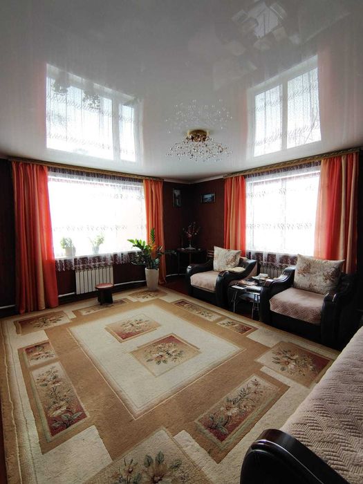 Продам теплый дом с. Петерфельд