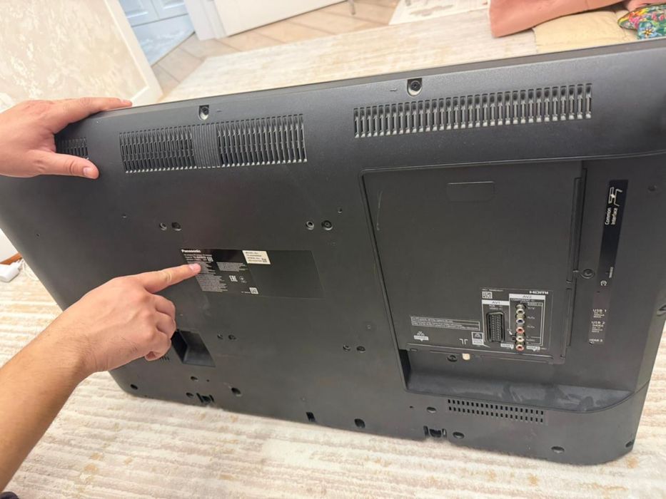 Продам телевизор и пылесос