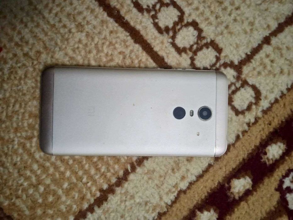 Redmi bitta aybi bor