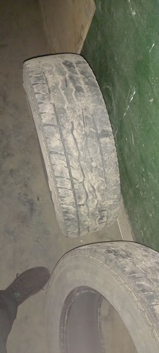 Продам резину летнию.