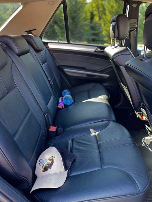 Mercedes-Benz ML 350 4MATIC | РЕАЛНИ КМ | LED ФАРОВЕ | 21