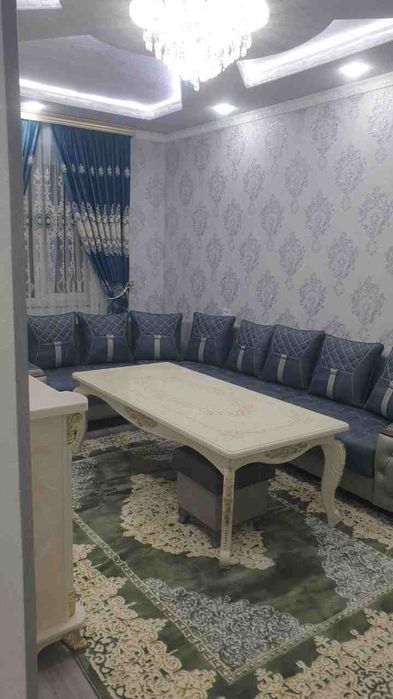 Фаргона Центрда Янги курилган Дом.