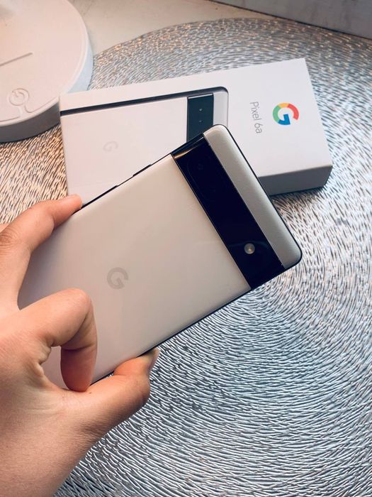 Продается Pixel 6a в хорошем состоянии.