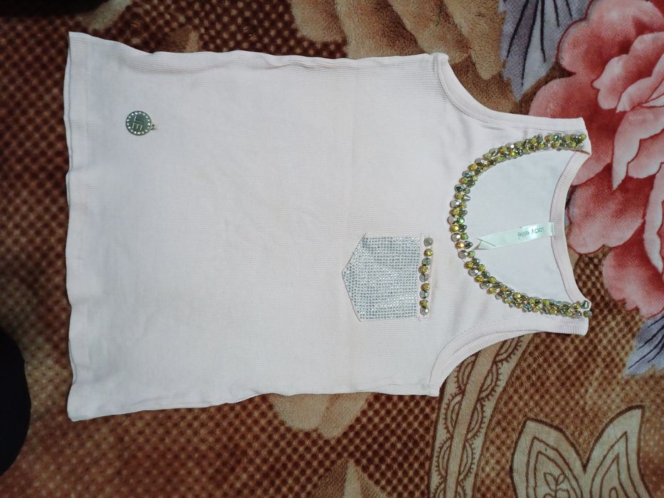 Майка со стразами